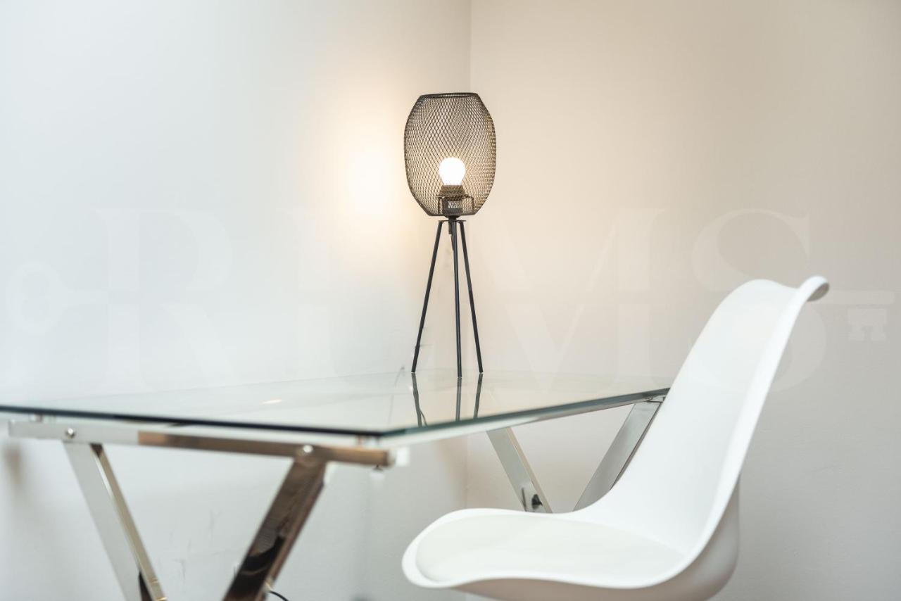 Lovely Duplex With Private Parking Near City Center By Rems Málaga Buitenkant foto