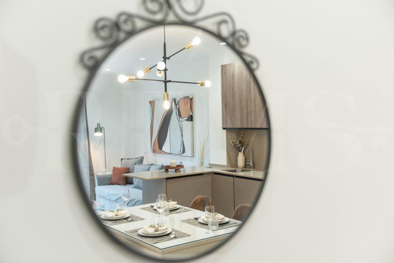Lovely Duplex With Private Parking Near City Center By Rems Málaga Buitenkant foto