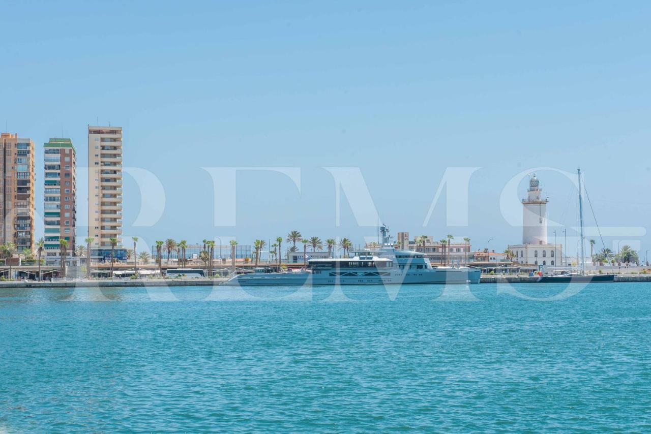 Lovely Duplex With Private Parking Near City Center By Rems Málaga Buitenkant foto